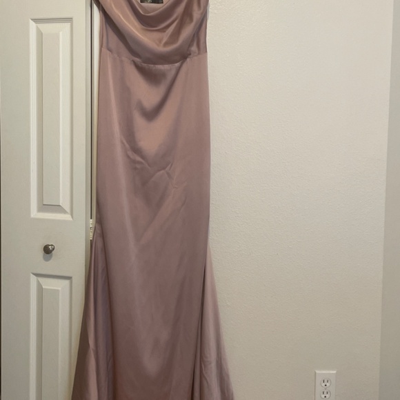 Missguided mauve pink cowl neck satin maxi dress size 6 - Picture 2 of 3
